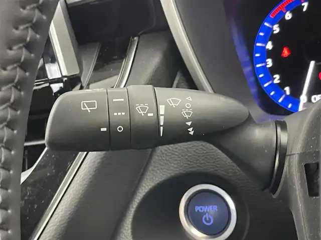 トヨタ カローラ クロス ハイブリッド Z 埼玉県 2023(令5)年 2.7万km アティチュードブラックマイカ モデリスタエアロ　純正９インチディスプレイオーディオ　バックカメラ　ビルトインＥＴＣ２．０　前後ドライブレコーダー　レーダークルーズコントロール　シートヒーター　オートハイビーム　ＬＥＤヘッドライト