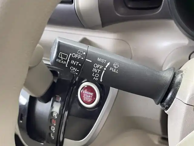 ホンダ Ｎ ＢＯＸ G Lパッケージ 群馬県 2012(平24)年 8.3万km クールミストメタリック 純正７インチナビ　バックカメラ　片側パワースライドドア　ヘッドライトレベライザー　ベンチシート　横滑り防止装置　オートエアコン　スマートキー　プッシュスタート　電動格納ミラー　ＡＢＳ　禁煙車