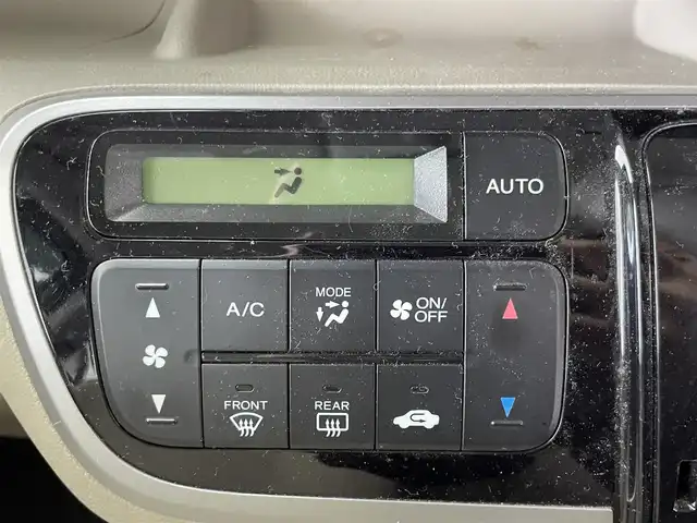 ホンダ Ｎ ＢＯＸ G Lパッケージ 群馬県 2012(平24)年 8.3万km クールミストメタリック 純正７インチナビ　バックカメラ　片側パワースライドドア　ヘッドライトレベライザー　ベンチシート　横滑り防止装置　オートエアコン　スマートキー　プッシュスタート　電動格納ミラー　ＡＢＳ　禁煙車