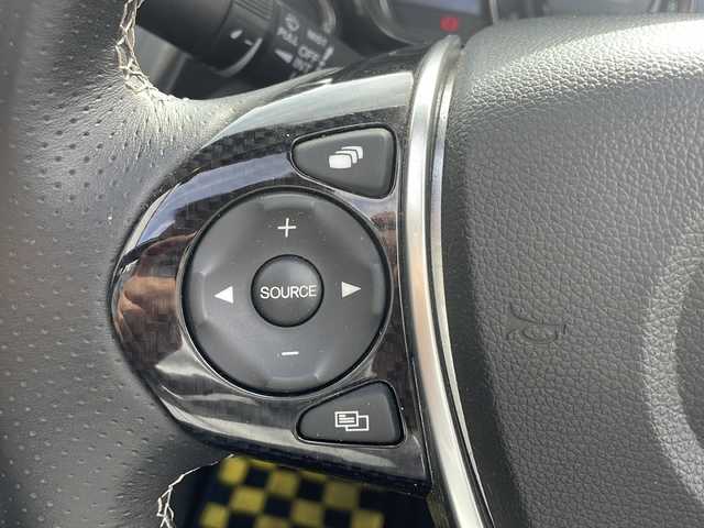 ホンダ Ｓ６６０ α 青森県 2015(平27)年 2.5万km カーニバルイエローⅡ ・6速MT/・スマートキー/・プッシュスタート/・クルーズコントロール/・無限シフトノブ/・横滑り防止/・オートライト/・タコメーター/・社外フロアマット/・ETC/・純正16AW