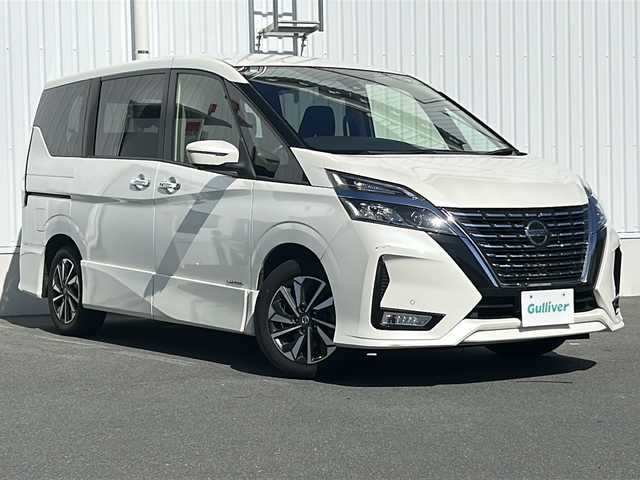 日産 セレナ ハイウェイスター V 三重県 2020(令2)年 4.7万km ブリリアントホワイトパール 社外ナビ /全周囲カメラ/BSM /デジタルインナーミラー /ETC /プロパイロット /両側パワースライドドア/前後コーナーセンサー /USB給電ポート /レーダークルーズコントロール /衝突軽減ブレーキ/革巻きステアリング /ステアリングスイッチ/リアサンシェード/LEDヘッドライト /オートライト/電動格納ミラー/禁煙車