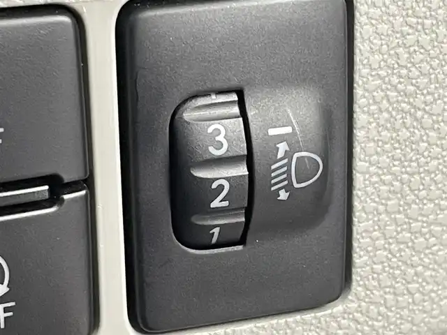 ダイハツ ミラ イース X SAⅢ 群馬県 2020(令2)年 8.5万km ブライトシルバーメタリック 衝突被害軽減ブレーキ　社外７インチナビ　バックカメラ　オートマチックハイビーム　コーナーセンサー　ドライブレコーダー　社外ＥＴＣ　リモコンキー　横滑り防止装置　ＡＢＳ　ダブルエアバッグ　禁煙車