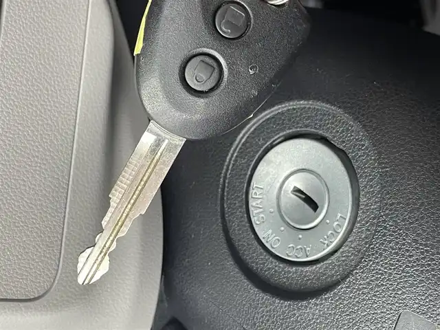 ダイハツ ミラ イース X SAⅢ 群馬県 2020(令2)年 8.5万km ブライトシルバーメタリック 衝突被害軽減ブレーキ　社外７インチナビ　バックカメラ　オートマチックハイビーム　コーナーセンサー　ドライブレコーダー　社外ＥＴＣ　リモコンキー　横滑り防止装置　ＡＢＳ　ダブルエアバッグ　禁煙車