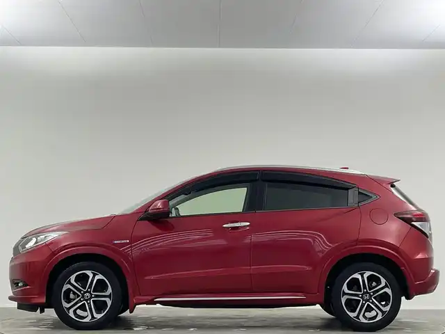 ホンダ ヴェゼル ハイブリッド Z ホンダセンシング 埼玉県 2017(平29)年 4.4万km プレミアムクリスタルレッドM 禁煙 純正8型ナビ BT 温シート Bカメラ ETC レーダークルーズコントロール 衝突軽減システム ドライブレコーダー ルーフレール ハーフレザーシート スマートキー 純正LEDヘッドライト