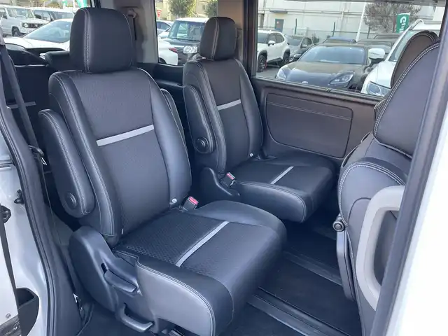 ホンダ ステップワゴン 東京都 2019(平31)年 6.6万km パール