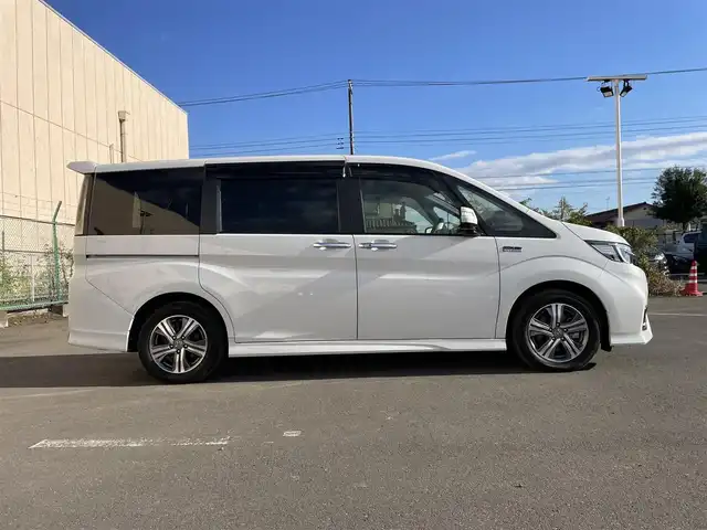 ホンダ ステップワゴン 東京都 2019(平31)年 6.6万km パール