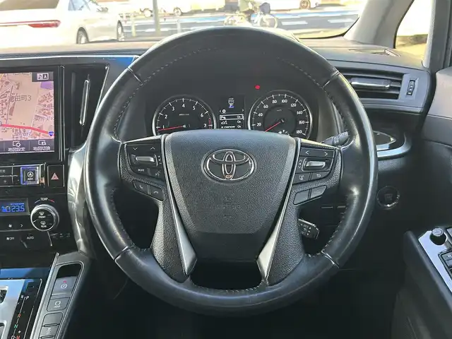 トヨタ ヴェルファイア Z 愛知県 2017(平29)年 7.3万km グレーメタリック アルパインナビ（AM/FM/CD/DVD/BT/フルセグTV）/アルパインフリップダウンモニター/レーダークルーズコントロール/クリアランスソナー/ブレーキホールド/両側パワスラ/バックカメラ/前後ドラレコ/ビルドインETC/LEDヘッドランプ/フォグランプ/純正18インチアルミホイール/オート電動格納ドアミラー/ドアバイザー/スペアキー×1