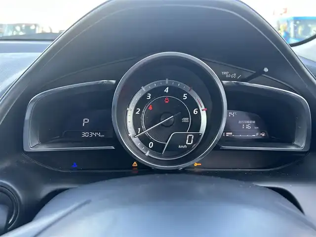 マツダ ＣＸ－３ XD ツーリング Lパッケージ 栃木県 2015(平27)年 3.1万km セラミックM SBS/SCBS/車間認知支援システム/ブラインドスポットモニター/車線逸脱警報システム/BOSEサウンド/純正SDナビ/・フルセグTV/・CD/DVD/BT/・USB/iPod/SD/・AM.FM/バックカメラ/ビルトインETC/マツダレーダークルーズコントロール/ヘッドアップディスプレイ/レザーシート/D/N席シートヒーター/革巻きステアリング/パドルシフト/ステアリングスイッチ/スマートキー/プッシュスタート/アイドリングストップ/LEDヘッドライト/フォグランプ/オートハイビーム/オートライト/純正18インチAW/フロアマット/横滑り防止システム