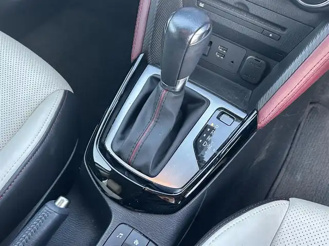 マツダ ＣＸ－３ XD ツーリング Lパッケージ 栃木県 2015(平27)年 3.1万km セラミックM SBS/SCBS/車間認知支援システム/ブラインドスポットモニター/車線逸脱警報システム/BOSEサウンド/純正SDナビ/・フルセグTV/・CD/DVD/BT/・USB/iPod/SD/・AM.FM/バックカメラ/ビルトインETC/マツダレーダークルーズコントロール/ヘッドアップディスプレイ/レザーシート/D/N席シートヒーター/革巻きステアリング/パドルシフト/ステアリングスイッチ/スマートキー/プッシュスタート/アイドリングストップ/LEDヘッドライト/フォグランプ/オートハイビーム/オートライト/純正18インチAW/フロアマット/横滑り防止システム