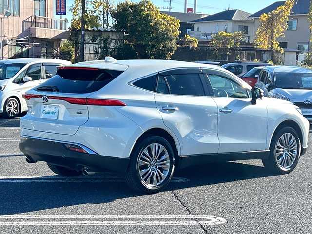トヨタ ハリアー ハイブリッド Z レザーパッケージ 千葉県 2021(令3)年 2.1万km ホワイトパールクリスタルシャイン ナビ　黒革　全方位カメラ　ＪＢＬ　ＨＵＤ　フルセグ　ＢＴ　スマートミラー　ＢＳＭ　ＲＣＴＡ　ドラレコ　ステアヒーター　エアシート　電動シート　レーダークルーズ　ＥＴＣ　電動リアドア　ＬＥＤ　１９ＡＷ
