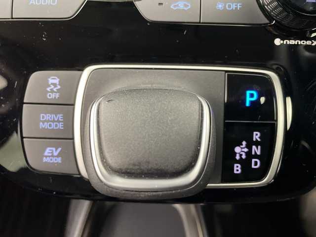 トヨタ アクア Z 道央・札幌 2023(令5)年 2万km ダークブルーマイカM ・４ＷＤ　/寒冷地仕様　/・純正ディスプレイ　/・ナビ（BT/AM/FM）　/・バックカメラ／パノラミックビューモニター/・トヨタセーフティセンス/・プリクラッシュセーフティー　/・レーントレーシングアシスト　/・レーダークルーズコントロール　　/・オートハイビーム/LEDライト/・ブラインドスポットミニター/・社外ドライブレコーダー（360℃タイプ）/・純正エンジンスターター/・ミラーヒーター/・AC100V/・ビルトインETC/・スマートキー/・スペアキー