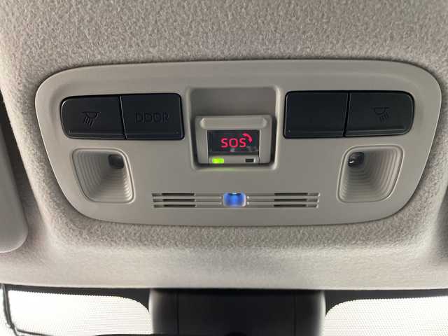 トヨタ アクア Z 道央・札幌 2023(令5)年 2万km ダークブルーマイカM ・４ＷＤ　/寒冷地仕様　/・純正ディスプレイ　/・ナビ（BT/AM/FM）　/・バックカメラ／パノラミックビューモニター/・トヨタセーフティセンス/・プリクラッシュセーフティー　/・レーントレーシングアシスト　/・レーダークルーズコントロール　　/・オートハイビーム/LEDライト/・ブラインドスポットミニター/・社外ドライブレコーダー（360℃タイプ）/・純正エンジンスターター/・ミラーヒーター/・AC100V/・ビルトインETC/・スマートキー/・スペアキー