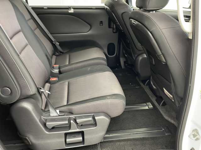 日産 セレナ e－パワー ハイウェイスター V 兵庫県 2018(平30)年 3.6万km ミントホワイトP ナビ/　(CD/DVD/Bluetooth )/フルセグTV/アラウンドビューモニター/フリップダウンモニター/ETC/ステアリングスイッチ/ステアリングヒーター/プロパイロット/衝突軽減ブレーキ/車線逸脱防止支援/前後ソナー/プッシュエンジンスタート/スマートキー/両側パワースライドドア/前席シートヒーター/リア席サイドサンシェード/純正フロアマット/オートライト/LEDヘッドライト/フォグランプ/ウィンカー付き電動格納ミラー/ドアバイザー/ダブル＆サイド＆カーテンエアバック
