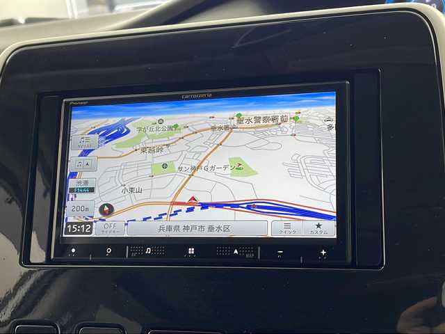 日産 セレナ e－パワー ハイウェイスター V 兵庫県 2018(平30)年 3.6万km ミントホワイトP ナビ/　(CD/DVD/Bluetooth )/フルセグTV/アラウンドビューモニター/フリップダウンモニター/ETC/ステアリングスイッチ/ステアリングヒーター/プロパイロット/衝突軽減ブレーキ/車線逸脱防止支援/前後ソナー/プッシュエンジンスタート/スマートキー/両側パワースライドドア/前席シートヒーター/リア席サイドサンシェード/純正フロアマット/オートライト/LEDヘッドライト/フォグランプ/ウィンカー付き電動格納ミラー/ドアバイザー/ダブル＆サイド＆カーテンエアバック