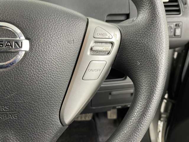 日産 セレナ 20X 道央・札幌 2013(平25)年 10.7万km ブリリアントシルバー ・４WD/・純正メモリナビ（MC312D-W）/（CD/DVD/SD/BT/フルセグTV）/・バックカメラ/・クルーズコントロール/・プッシュスタート/スマートキー/・純正エンジンスターター/・片側パワースライドドア/・ドアバイザー/・純正フロアマット/・ETC/・盗難防止装置