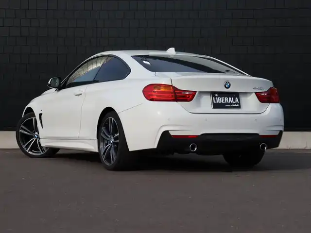 ＢＭＷ ４４０ｉ クーペ Mスポーツ 宮城県 2016(平28)年 4万km アルピンホワイトⅢ 純正ナビ【ＢＴ／ＣＤ／ＤＶＤ／フルセグＴＶ／ＡＵＸ】　/ヘッドアップディスプレイ　/アダプティブクルーズコントロール　/パドルシフト　/レザーシート　/シートヒーター(DN席)　/インテリジェントセーフティ　/ブラインドスポットアシスト/レーンキープアシスト/バックカメラ/パワーシート(DN席)/メモリーシート(D席)/純正19インチAW/ミラー一体型ETC/プッシュスタート/コンフォートアクセス/MTモード付/LEDヘッドライト/オートライト/コーナーセンサー(前後)/禁煙車