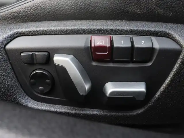 ＢＭＷ ４４０ｉ クーペ Mスポーツ 宮城県 2016(平28)年 4万km アルピンホワイトⅢ 純正ナビ【ＢＴ／ＣＤ／ＤＶＤ／フルセグＴＶ／ＡＵＸ】　/ヘッドアップディスプレイ　/アダプティブクルーズコントロール　/パドルシフト　/レザーシート　/シートヒーター(DN席)　/インテリジェントセーフティ　/ブラインドスポットアシスト/レーンキープアシスト/バックカメラ/パワーシート(DN席)/メモリーシート(D席)/純正19インチAW/ミラー一体型ETC/プッシュスタート/コンフォートアクセス/MTモード付/LEDヘッドライト/オートライト/コーナーセンサー(前後)/禁煙車