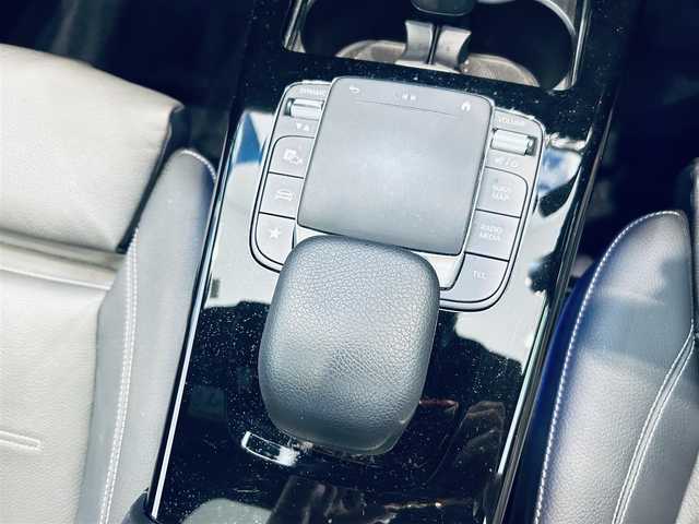 メルセデス・ベンツ ＣＬＡ２００ｄ AMGライン 大阪府 2020(令2)年 4.6万km ポーラホワイト レザーEXCP/アドバンスドP/レーダーセーフティP/ワンオーナー/サンルーフ/HUD/ACC/黒革/メモリ付きパワーシート/シートヒーター/純正ナビ/TV/360度カメラ/純正18インチAW/LEDヘッドライト/アンビエントライト/ブラインドスポット/ワイヤレス充電