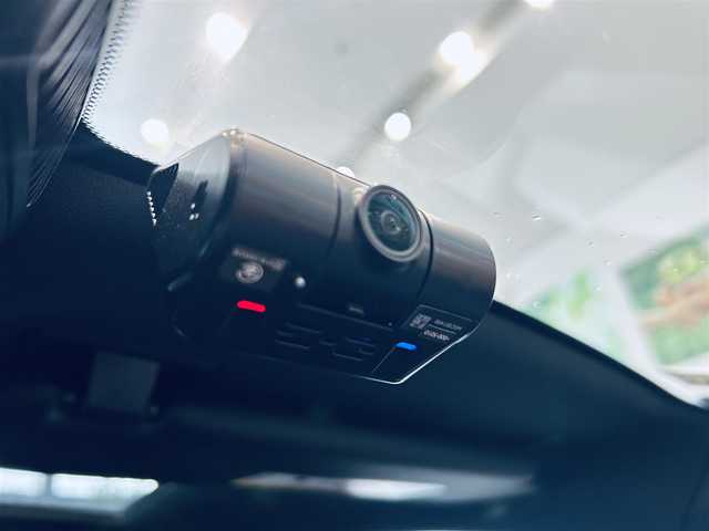 メルセデス・ベンツ ＣＬＡ２００ｄ AMGライン 大阪府 2020(令2)年 4.6万km ポーラホワイト レザーEXCP/アドバンスドP/レーダーセーフティP/ワンオーナー/サンルーフ/HUD/ACC/黒革/メモリ付きパワーシート/シートヒーター/純正ナビ/TV/360度カメラ/純正18インチAW/LEDヘッドライト/アンビエントライト/ブラインドスポット/ワイヤレス充電