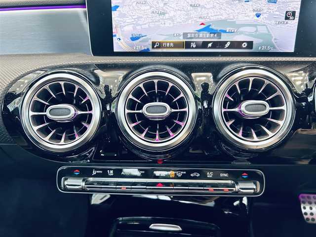 メルセデス・ベンツ ＣＬＡ２００ｄ AMGライン 大阪府 2020(令2)年 4.6万km ポーラホワイト レザーEXCP/アドバンスドP/レーダーセーフティP/ワンオーナー/サンルーフ/HUD/ACC/黒革/メモリ付きパワーシート/シートヒーター/純正ナビ/TV/360度カメラ/純正18インチAW/LEDヘッドライト/アンビエントライト/ブラインドスポット/ワイヤレス充電