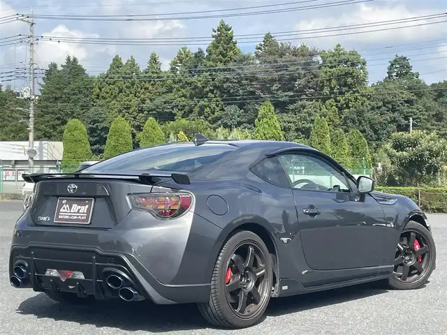トヨタ ８６ GT リミテッド ブラックPKG 千葉県 2020(令2)年 2.1万km マグネタイトグレーメタリック TOM’Sエアロ/TOM’Sマフラー/TOM’Sステアリング/Buddy club LEDテール/RAYS18インチAW/Bremboキャリパー/社外SDナビ/　　CD/DVD/BT/フルセグ/MSV/BD/USB/iPod/クルーズコントロール/LEDオートライト/ハーフレザーシート/ドライブレコーダー/パドルシフト/横滑り防止装置/サイド・カーテンエアバッグ/スマートキー/ETC/保証書・取説/スペアキー