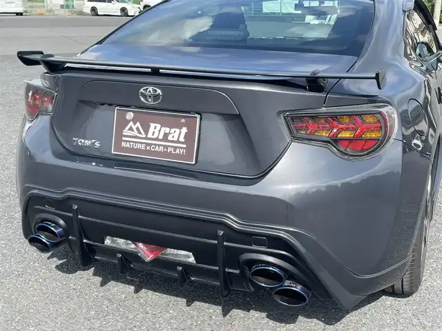 トヨタ ８６ GT リミテッド ブラックPKG 千葉県 2020(令2)年 2.1万km マグネタイトグレーメタリック TOM’Sエアロ/TOM’Sマフラー/TOM’Sステアリング/Buddy club LEDテール/RAYS18インチAW/Bremboキャリパー/社外SDナビ/　　CD/DVD/BT/フルセグ/MSV/BD/USB/iPod/クルーズコントロール/LEDオートライト/ハーフレザーシート/ドライブレコーダー/パドルシフト/横滑り防止装置/サイド・カーテンエアバッグ/スマートキー/ETC/保証書・取説/スペアキー