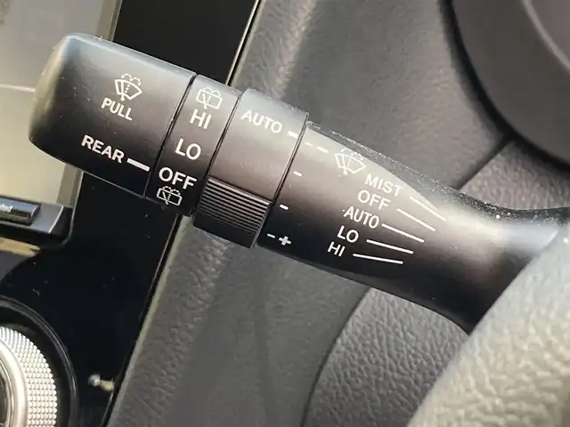 スバル フォレスター S－リミテッド 静岡県 2014(平26)年 11万km クリスタルホワイトP (株)IDOMが運営する【じしゃロン焼津店】の自社ローン専用車両になります。こちらは現金またはオートローンご利用時の価格です。自社ローンご希望の方は別途その旨お申付け下さい　/社外ナビ/（Ｂｌｕｅｔｏｏｔｈ接続/ＣＤ/ＤＶＤ）/バックカメラ/衝突軽減ブレーキ/レーダークルーズ/ハーフレザーシート/シートヒーター/ＨＩＤヘッドライト/オートライト