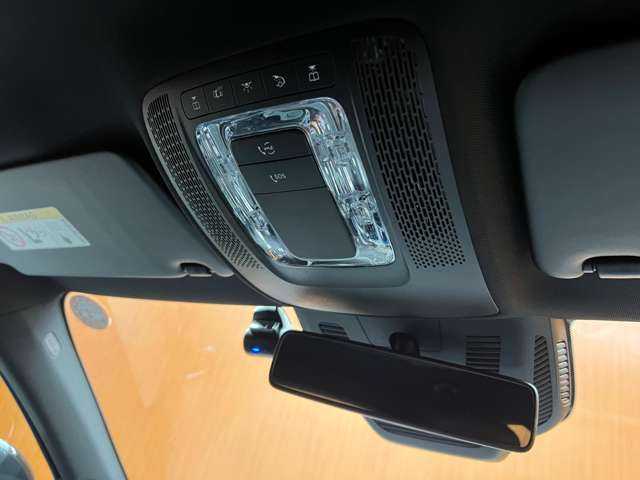 メルセデス・ベンツ Ａ１８０ スタイル AMGライン 千葉県 2018(平30)年 0.8万km コスモスブラック ＲＳＰ　/純正ナビ　/バックカメラ　/ＡＣＣ　/ＢＳＭ　/ハーフレザーシート　/シートヒーター　/パワーシート　/レーンアシスト　/ＬＥＤヘッドライト　/オートライト　/ドライブレコーダー　/純正１８インチＡＷ