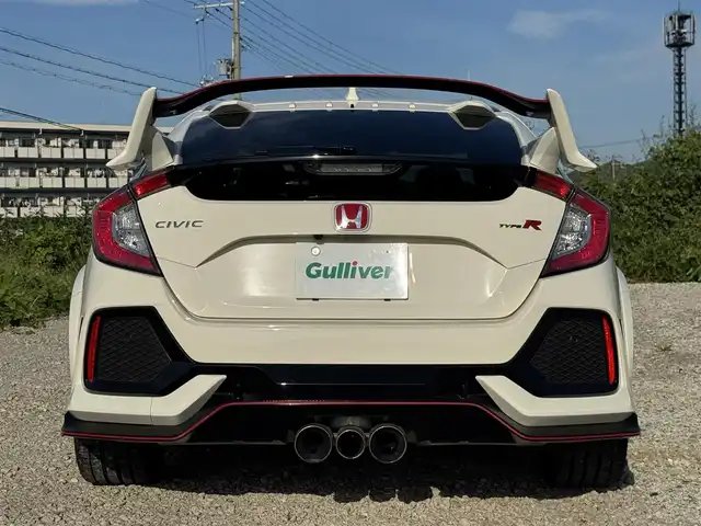 ホンダ シビック タイプR 兵庫県 2019(令1)年 3万km チャンピオンシップホワイト 社外ナビ/フルセグTV/バックカメラ/Bluetooth接続可/DVD再生可/ビルトインETC/前後ドラレコ/純正20インチAW/大型リアスポイラー/クルーズコントロール/ステリモ/LEDヘッドライト/プッシュスタート/スマートキー2個
