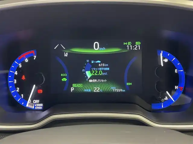 トヨタ カローラ クロス ハイブリッド Z 愛知県 2023(令5)年 1.8万km プラチナホワイトパールマイカ 純正８型ＤＡ　全方位カメラ　ＢＳＭ　禁煙車　セーフティセンス　衝突軽減　追従クルコン　ＬＥＤオートライト　黒ハーフレザー　シートヒーター　電動リヤゲート　レーンキープ　スペアタイヤ　プッシュスタート　スマートキー　電子パーキング　ブレーキホールド　カーテンエアバッグ　純正アルミホイール　純正フロアマット　USBポート　Bluetooth