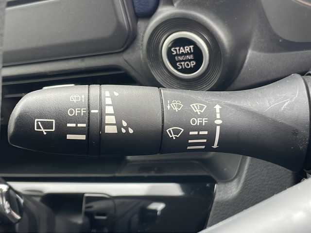 日産 デイズ ハイウェイスターG ターボ 山梨県 2020(令2)年 6.1万km ブラック 純正SDナビ（MM318D-W）/ＣＤ/ＤＶＤ/ＢＴ/フルセグテレビ/アイドリングストップ/プッシュスタート/衝突軽減ブレーキ/ETC/アラウンドビューモニター/コーナーセンサー/純正アルミホイール/純正LEDヘッドライト