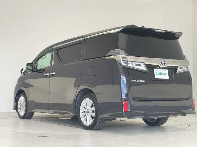 トヨタ ヴェルファイア Z 愛知県 2018(平30)年 4.8万km スパークリングブラックパールクリスタルシャイン 純正SDナビ/フリップダウンモニター/両側パワースライドドア/レーダークルーズコントロール/フルセグテレビ/Bluetooth/バックカメラ/コーナーセンサー/純正アルミホイール/LEDヘッドライト/リアAC/オートマチックハイビーム/ドライブレコーダー/ビルトインETC/衝突軽減ブレーキ/ステアリングスイッチ/スマートキー/プッシュスタート/オットマン/純正フロアマット/後席モニター