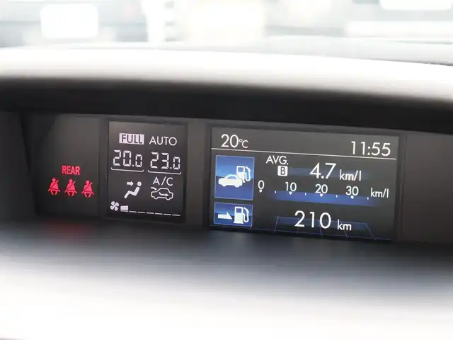 スバル ＷＲＸ Ｓ４ 2．0GT アイサイト 神奈川県 2015(平27)年 5.5万km アイスシルバーメタリック ワンオーナー /バックカメラ /社外メモリナビ(AVIC-RZ09)/Bluetoothオーディオ/フルセグテレビ/純正フロアマット/純正18インチAW/クルーズコントロール/ドアバイザー/プッシュスタート/HIDヘッドランプ/保証書/スペアキー