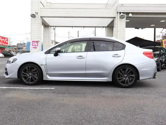 スバル ＷＲＸ Ｓ４ 2．0GT アイサイト 神奈川県 2015(平27)年 5.5万km アイスシルバーメタリック ワンオーナー /バックカメラ /社外メモリナビ(AVIC-RZ09)/Bluetoothオーディオ/フルセグテレビ/純正フロアマット/純正18インチAW/クルーズコントロール/ドアバイザー/プッシュスタート/HIDヘッドランプ/保証書/スペアキー