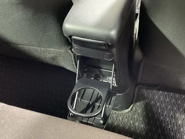 トヨタ アクア 神奈川県 2015(平27)年 5.7万km ライムホワイトパールクリスタルシャイン 純正ナビ【NSCP-W64】/AM　FM　ワンセグ　CD　SD　Bluetooth/ビルトインETC/バックカメラ/フロントドライブレコーダー/革巻ステアリング/ステアリングリモコン/クルーズコントロール/横滑り防止装置/ナビレディパッケージ/EV MODE/ECO MODE/電動格納ミラー/EVMODE/ISOFIX対応/フロアマット/モデリスタ15インチAW/ドアバイザー/スマートキー×2