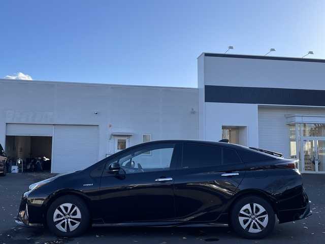 トヨタ プリウス A 宮城県 2016(平28)年 12.2万km アティチュードブラックマイカ (株)IDOMが運営する【じしゃロン仙台店】の自社ローン専用車両になりますこちらは現金またはオートローンご利用時の価格です。自社ローンご希望の方は別途その旨お申付け下さい/純正ナビ/フルセグ/Bluetooth/TRDエアロ/クルーズコントロール/バックカメラ/ETC/LED/スマートキー