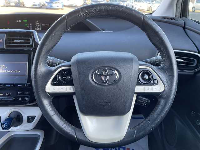 トヨタ プリウス A 宮城県 2016(平28)年 12.2万km アティチュードブラックマイカ (株)IDOMが運営する【じしゃロン仙台店】の自社ローン専用車両になりますこちらは現金またはオートローンご利用時の価格です。自社ローンご希望の方は別途その旨お申付け下さい/純正ナビ/フルセグ/Bluetooth/TRDエアロ/クルーズコントロール/バックカメラ/ETC/LED/スマートキー