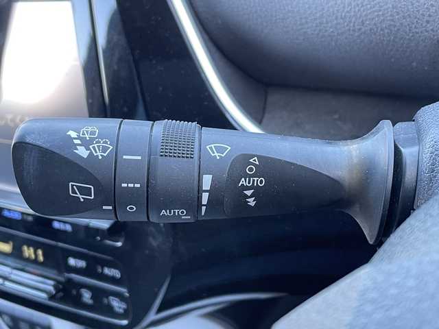 トヨタ プリウス A 宮城県 2016(平28)年 12.2万km アティチュードブラックマイカ (株)IDOMが運営する【じしゃロン仙台店】の自社ローン専用車両になりますこちらは現金またはオートローンご利用時の価格です。自社ローンご希望の方は別途その旨お申付け下さい/純正ナビ/フルセグ/Bluetooth/TRDエアロ/クルーズコントロール/バックカメラ/ETC/LED/スマートキー