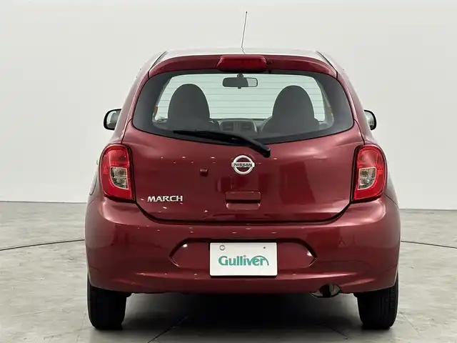 日産 マーチ 12S プラムインテリア 福岡県 2018(平30)年 6.8万km ラディアントレッド 純正ナビ／フルセグＴＶ／ＣＤ，ＤＶＤ　/バックカメラ　/ＥＴＣ　/リモコンキー　/横滑り防止装置　/電動格納式ドアミラー　/社外フロアマット　/ドアバイザー　/ＡＢＳ　/ＵＳＢ入力端子　/禁煙車　/マニュアルエアコン