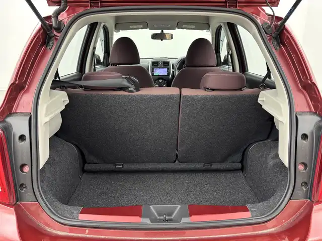 日産 マーチ 12S プラムインテリア 福岡県 2018(平30)年 6.8万km ラディアントレッド 純正ナビ／フルセグＴＶ／ＣＤ，ＤＶＤ　/バックカメラ　/ＥＴＣ　/リモコンキー　/横滑り防止装置　/電動格納式ドアミラー　/社外フロアマット　/ドアバイザー　/ＡＢＳ　/ＵＳＢ入力端子　/禁煙車　/マニュアルエアコン