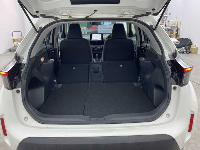 トヨタ ヤリスクロス G 兵庫県 2020(令2)年 4.2万km ホワイトパールクリスタルシャイン ・純正ディスプレイオーディオ(ナビ/BT/USB/Miracast)/・全方位カメラ/・トヨタセーフティセンス/・プリクラッシュセーフティ/・レーントレーシングアシスト/・クリアランスソナー/・パーキングサポートブレーキ/・オートマチックハイビーム/・レーダークルーズコントロール/・ロードサインアシスト/・LEDヘッドライト/・純正ドライブレコーダー/・ビルトインETC/・純正19インチAW/・スペアタイヤ/・プッシュスタート/・スマートキー/・スペアキー