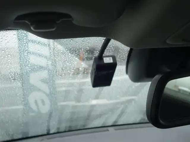 トヨタ ＲＡＶ４ アドベンチャー オフロードPKG 静岡県 2022(令4)年 4.2万km アティチュードブラックマイカ 《アドベンチャーオフロードパッケージ》/ダイナミックトルクベクタリング4WD/ワンオーナー／禁煙車/車検R9年9月26日/セーフティセンス/　・プリクラッシュセーフティ/　・レーダークルーズコントロール/　・オートマチックハイビーム/　・ロードアシストサイン/ブラインドスポットモニター/パーキングサポートブレーキ/ダウンヒルアシスト/ダイヤル式マルチテレインセレクト/9インチディスプレイオーディオ/　AM.FM/USB/AppleCarPlay/Android audio/パノラミックビューモニター/ビルトインETC/純正フラットドライブレコーダー/防眩ミラー/レッドスチッチ入り合皮スポーティシート/前席シートヒーター／ベンチレーション/運転席パワーシート/左右独立エアコン/スマートキー／プッシュスタート/3灯式LEDヘッドライト/純正18インチブラックアルミホイル/純正フロアマット／カーゴハードマット/取扱説明書／保証書