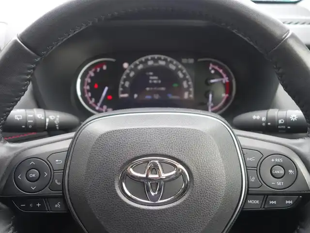 トヨタ ＲＡＶ４ アドベンチャー オフロードPKG 静岡県 2022(令4)年 4.2万km アティチュードブラックマイカ 《アドベンチャーオフロードパッケージ》/ダイナミックトルクベクタリング4WD/ワンオーナー／禁煙車/車検R9年9月26日/セーフティセンス/　・プリクラッシュセーフティ/　・レーダークルーズコントロール/　・オートマチックハイビーム/　・ロードアシストサイン/ブラインドスポットモニター/パーキングサポートブレーキ/ダウンヒルアシスト/ダイヤル式マルチテレインセレクト/9インチディスプレイオーディオ/　AM.FM/USB/AppleCarPlay/Android audio/パノラミックビューモニター/ビルトインETC/純正フラットドライブレコーダー/防眩ミラー/レッドスチッチ入り合皮スポーティシート/前席シートヒーター／ベンチレーション/運転席パワーシート/左右独立エアコン/スマートキー／プッシュスタート/3灯式LEDヘッドライト/純正18インチブラックアルミホイル/純正フロアマット／カーゴハードマット/取扱説明書／保証書