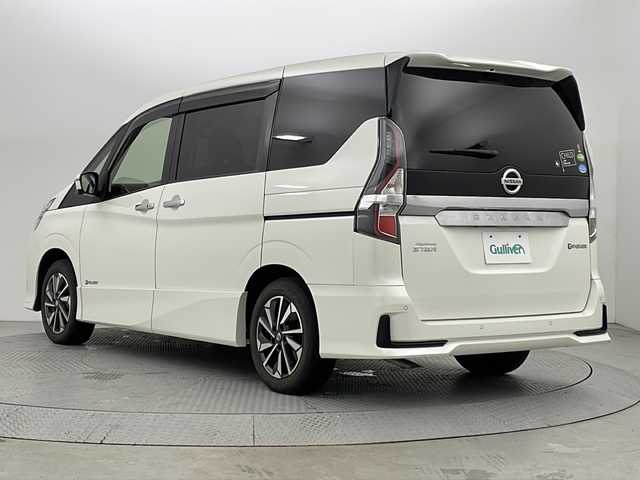 日産 セレナ e－パワー ハイウェイスター V 新潟県 2020(令2)年 0.6万km ブリリアントホワイトパール プロパイロット/純正フリップダウンモニター/純正10インチSDナビ/(AM/FM/CD/Blu-ray/AppleCarPlay/Bluetooth//AndroidoAuto/フルセグ)/全方位モニター/前方ドライブレコーダー/両側パワースライドドア/インテリジェンスクルーズコントロール/前席シートヒーター/純正16インチアルミホイール/ブラインドスポットモニター/ドアバイザー/純正フロアマット/スマートキー/ETC