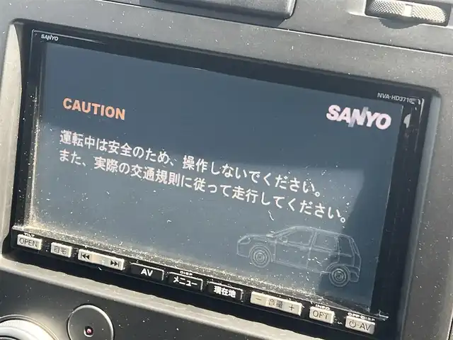 スズキ エスクード XG 秋田県 2010(平22)年 8.9万km パールホワイト 社外ナビ/４WD/バックカメラ/スマートキー/前席シートヒーター/純正アルミ/MTモード付AT/ETC/背面タイヤ/純正フロアマット/純正ドアバイザー/クルーズコントロール/ステアリングスイッチ/寒冷地仕様/オートエアコン/オートライト/パワーステアリング/パワーウィンドウ/電動格納ウィンカーミラー/横滑り防止/盗難防止装置/保証書/取扱説明書/記録簿