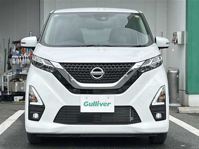 日産 デイズ ハイウェイスターX 京都府 2022(令4)年 1.6万km ホワイトパール 〇ワンオーナー/〇純正ディスプレイオーディオ/〇アイドリングストップ/〇スマートキー/〇アラウンドビューモニター/〇ドライブレコーダー（純正）/〇フロアマット（純正）/〇ETC（純正）/〇プッシュスタート/〇LEDヘッドライト