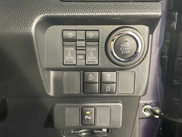 トヨタ ルーミー カスタムG－T 福岡県 2023(令5)年 1.8万km クールバイオレットクリスタルシャイン ワンオーナー/ターボ車/純正9インチディスプレイオーディオ/BT/USB/フルセグTV/Apple CarPlay／Android audio/全方位カメラ/両側パワースライドドア/スマートアシスト/・衝突警報機能/・衝突回避支援ブレーキ機能/・車線逸脱警報機能／路外逸脱警報機能/・ふらつき警報/・先行車発進のお知らせ/・標識認識機能/・全車速追従機能付オートクルーズコントロール/・アダクティブオートハイビーム/・アダクティブドライビングビーム/コーナーセンサー/LEDヘッドライト/スマートキー/ドライブレコーダー/純正フロアマット/ドアバイザー/純正15インチアルミホイール