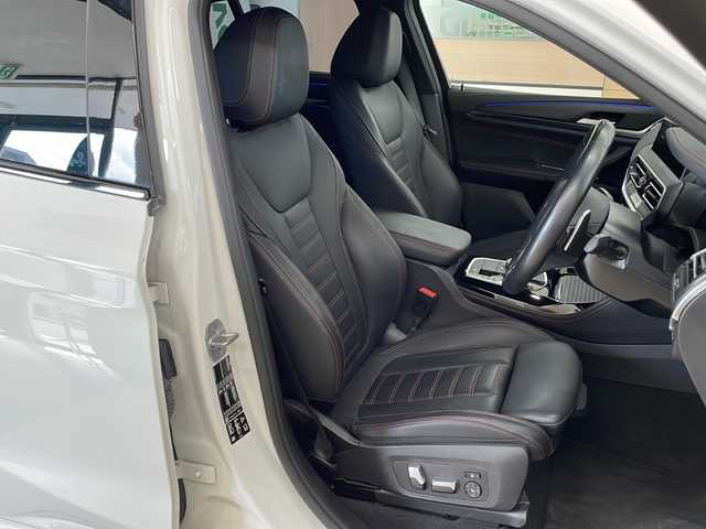 ＢＭＷ Ｘ４ M40i 道央・札幌 2021(令3)年 2.6万km アルピンホワイトⅢ ・4WD/・純正ナビ/フルセグTV/BT/・全方位カメラ/・ドライブレコーダー/・パワーバックドア/・インテリジェントセーフティ/・正面衝突警告/・側面衝突警告/・車線逸脱警告/・車線変更警告/・アダプティブクルーズコントロール/・パーキングセンサー/・パドルシフト/・横滑り防止/・アイドリングストップ/・ETC/・LEDヘッドライト/・革シート/・前席パワーシート/・前席シートヒーター/・プッシュスタート/・スマートキー