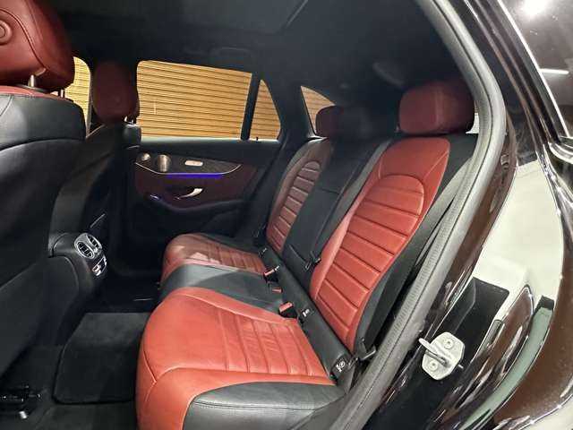 メルセデス・ベンツ ＧＬＣ２２０ d 4マチック AMGライン 千葉県 2020(令2)年 4.6万km オブシディアンブラック レザーエクスクルーシブＰＫＧ　/ＳＲ　/赤革シート　/ＡＣＣ　/ナビ　/ＴＶ　/Ｂｌｕｅｔｏｏｔｈ接続　/３６０°　/ＨＵＤ　/シートヒーター　/電動リアゲート　/衝突軽減Ｂ　/ＢＳＭ　/ＬＫＡ　/ＥＴＣ　/禁煙車