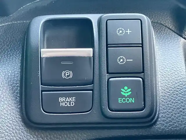 ホンダ Ｎ ＢＯＸ カスタム L ターボ 静岡県 2021(令3)年 3.8万km クリスタルブラックパール エンジンスタートボタン/取扱説明書/パワーステアリング/パワーウィンドウ/パドルシフト/アイドリングストップ/スマートキー/スペアキー1本/オートエアコン/クルーズコントロール/USB入力端子/純正ETC2.0/バックカメラ/純正ナビ（CD/DVD/BT/フルセグ）/純正ドライブレコーダー前後/ベンチシート/純正フロアマット/ハーフレザーシート/D席N席シートヒーター/両側パワースライドドア/純正アルミホイール/ABS/横滑り防止装置/コーナーセンサー/レーンキープアシスト/盗難防止装置/オートライト/オートマチックハイビーム/LEDヘッドライト/W+サイドエアバック/衝突軽減システム/カーテンエアバック/ホンダセンシング/電動パーキングブレーキ